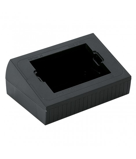 UNIVERS SLANTED BOX. RAL716 3M